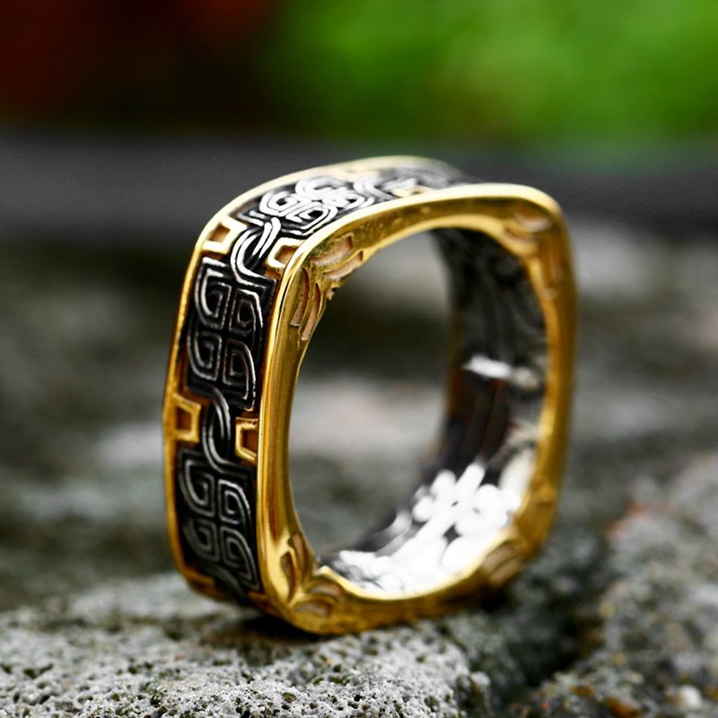 Heiße verkäufe 2024 Neue Ankunft Edelstahl Spezielle Design Quadratische Form Viking Celtic Knot Ring Für Männer Mode Punk Hip Hop_voghion.com