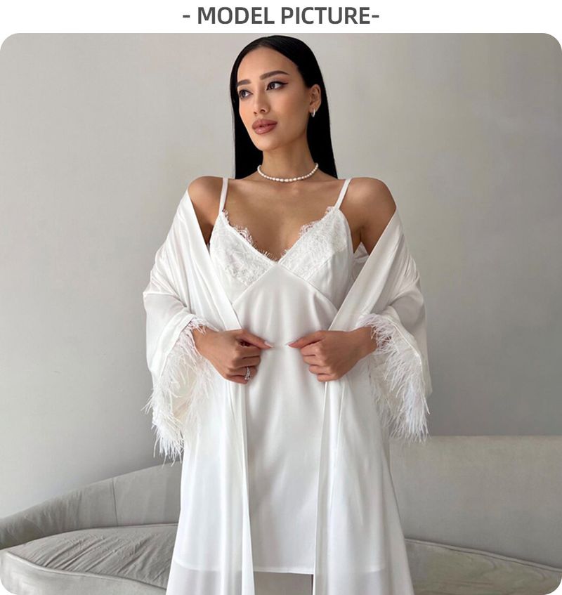 Elegante set da notte con finiture in raso e piume - Lussuosa vestaglia e camicia da notte bianche, poliestere traspirante, abbigliamento da casa e da hotel, comfort per tutte le stagioni_voghion.com
