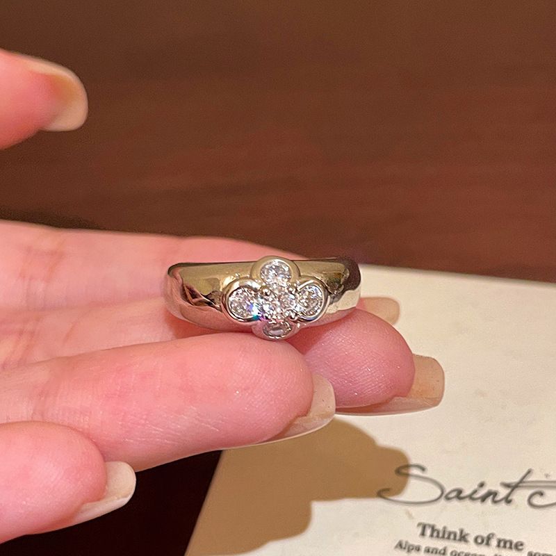Retro Zircon Flower Opening Ring For Women Niche Simple Light Luxury Index Finger Ring Fashionable Temperament High-end Feel Hand Jewelry For Women_voghion.com