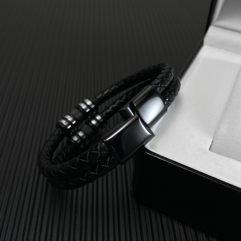 Zwarte handgemaakte geweven lederen stringarmband herenpersoonlijkheid_voghion.com