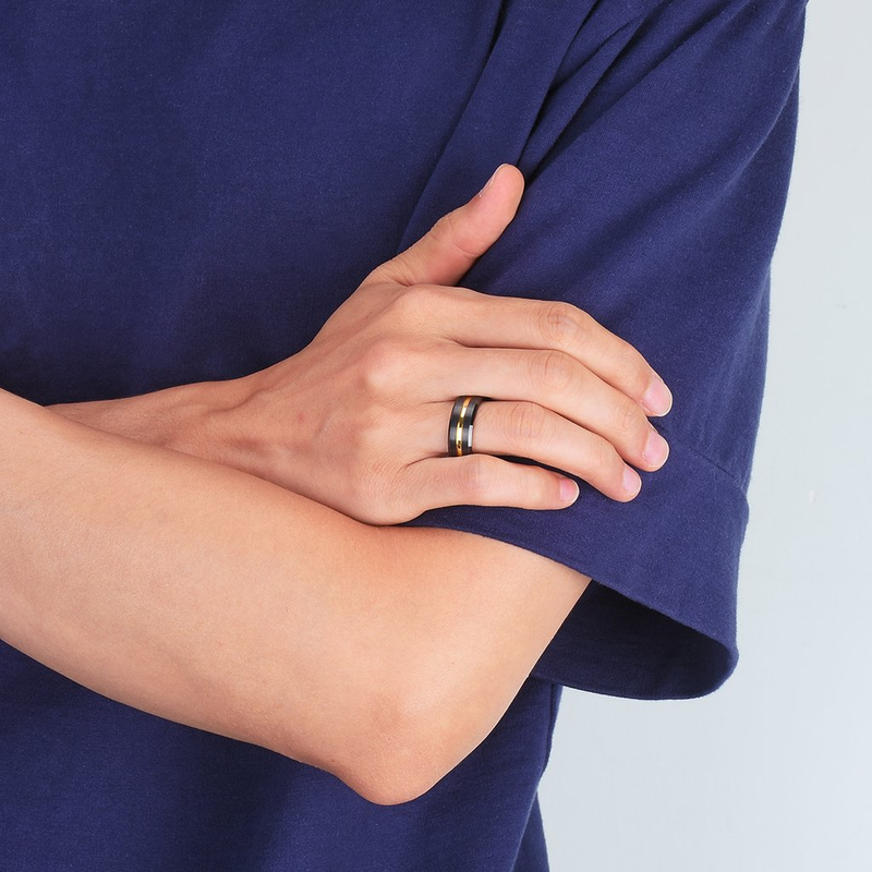 Hot Sales Hot Sales Fashion 8mm Black Tungsten Wedding Celtic Dragon Inlaid Zircon Punk Stainless Steel Blue Carbon Fibre Ring For Men_voghion.com