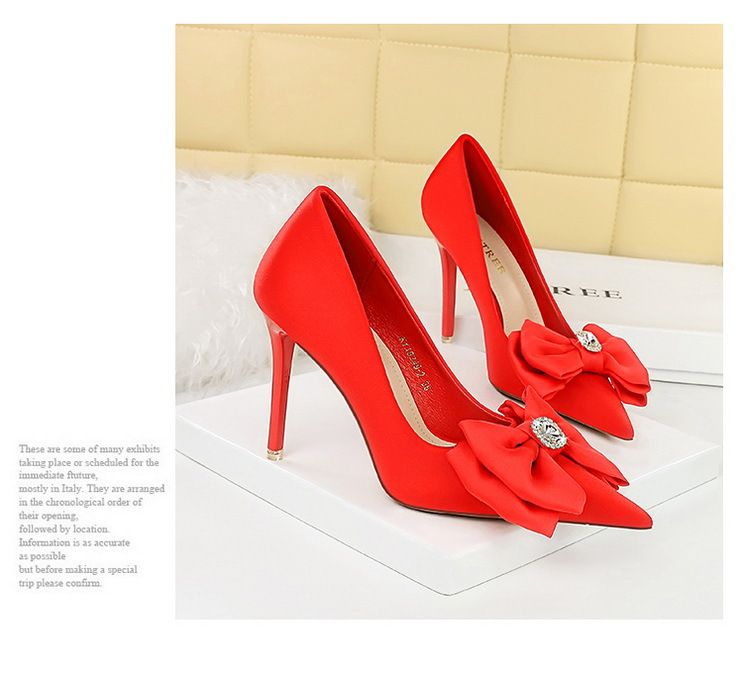 18249-H33 Korean Fashion Banquet Thin Heels, Shallow Mouth, Pointed Water Diamond Bow, High Heel Single Shoes For Women_voghion.com