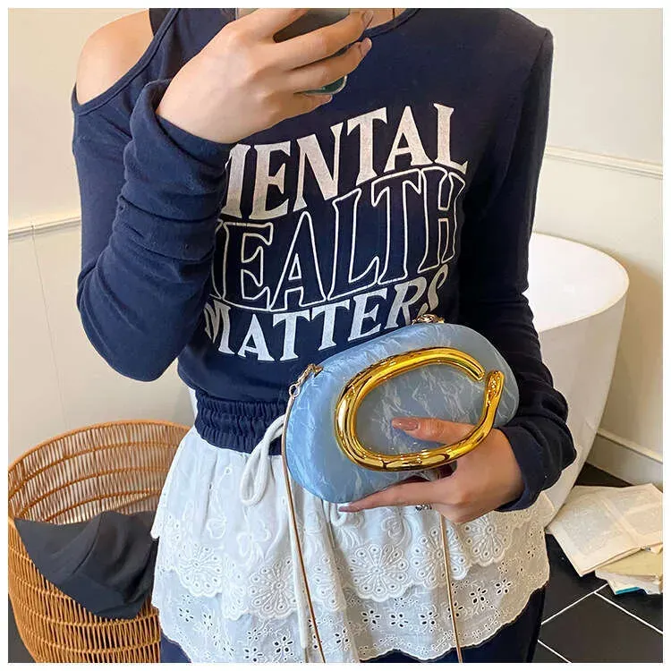 Borsa a tracolla piccola per donna, versatile, quadrata, in metallo rosso vino, per feste_voghion.com