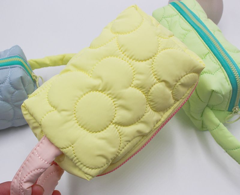 ins Cosmetic Bag Women's Large-capacity Toilet Bag Girl Feeling Pencil Bag Multi-functional Portable Storage Bag Candy Color Simple Hand Wallet_voghion.com