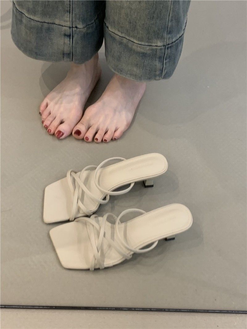 French Style Niche High Heel 2025 Summer Red Thin Strap Roman Fashion Open Toe Stiletto Sandals_voghion.com