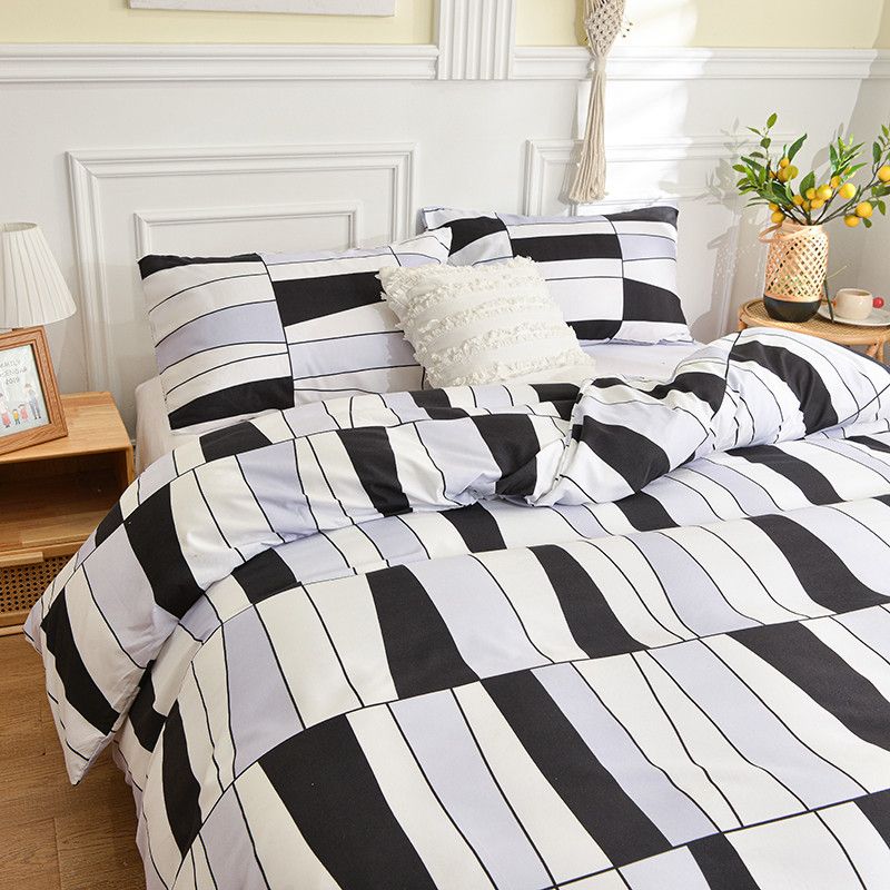Modischer Bettbezug mit geometrischem Muster in Schwarz und Weiß, 3-teiliges Bettwäscheset, einfacher Bettbezug im Dreifarb-Nähte-Stil mit Kissenbezug_voghion.com