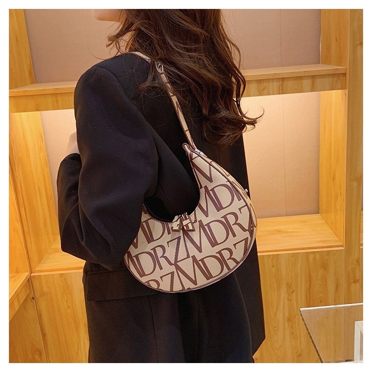 Schulter Tasche 2023 Neue Mode Druck Persönlichkeit Internet Celebrity Damen Unterarm Tasche Textur Kette Diagonal Tasche Beste Verkauf_voghion.com