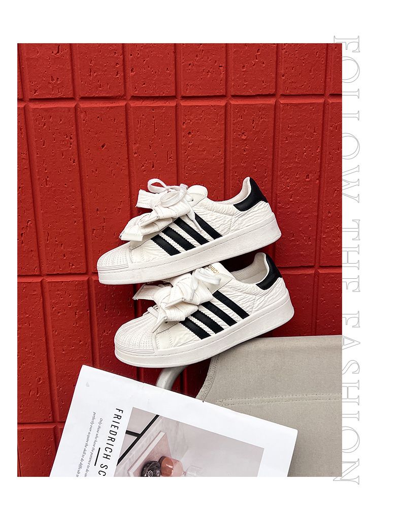 Clover Shell Head Classic Board Women's 2025 Spring White Low Cut Versatile Sports And Leisure Shoes_voghion.com