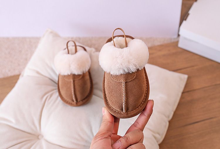2023 neue Winter Baby Leder Warme Plüsch Kleinkind Kinder Schuhe Gummi Rutschfeste Innen Mode Kleine Mädchen Slipper_voghion.com
