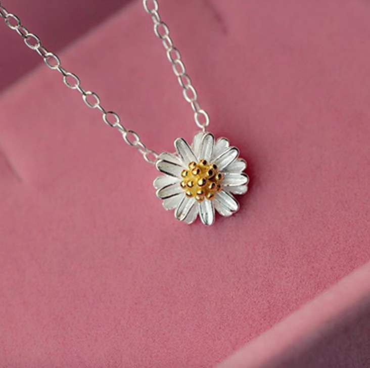 Daisy Flower Necklace For Women Korean Style Fresh Fashion Pendant Short Clavicle Chain Jewelry_voghion.com