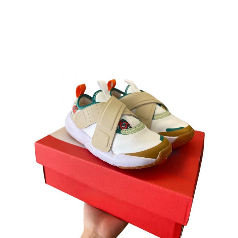 Putian Little UFO Children's Sports Shoes Comfortable Durable Magic Tape Design Easy To Wear And Take Off_voghion.com