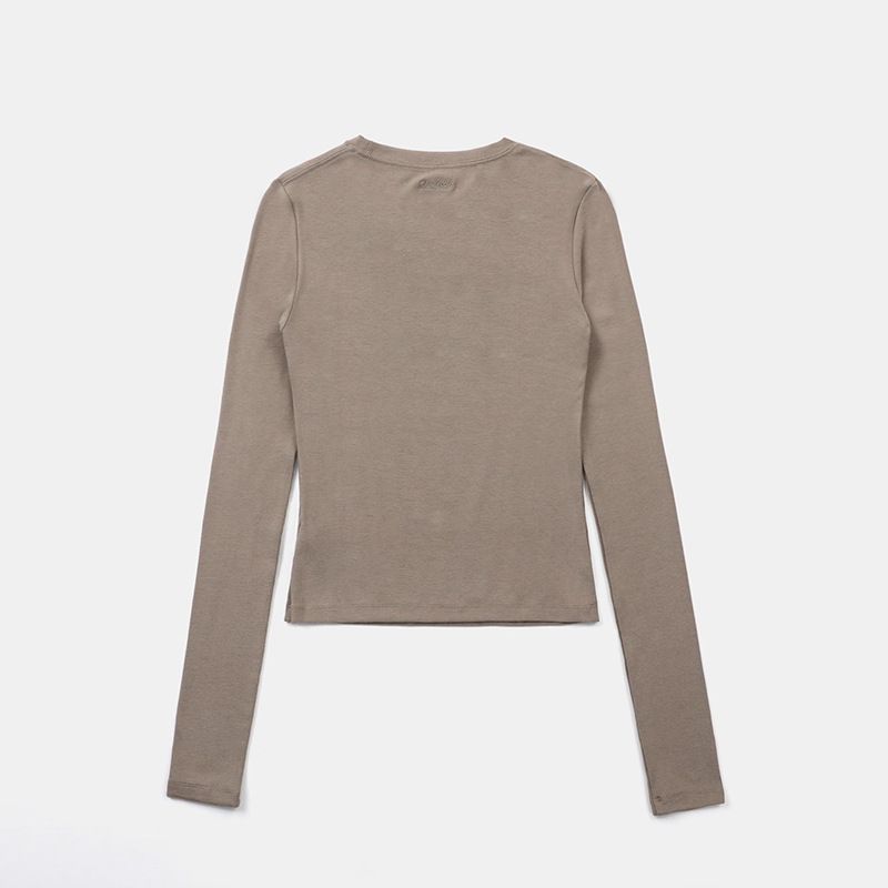 Retro Off-Shoulder T-Shirt Women's Long Sleeve Slim Fit Cropped Top American Vintage Style Basic_voghion.com