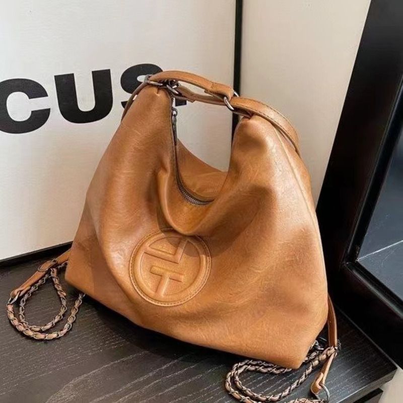 Women's Bag 2024 New Cool Trend Fashion Large Capacity Simple Commuting Shoulder Tote Bag_voghion.com
