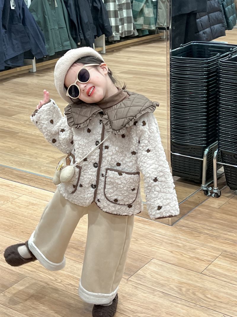Cappotto spesso per ragazze in pelle scamosciata invernale composita in morbida pelle cerosa in lana di agnello con colletto per bambola a pois completamente ricamato_voghion.com
