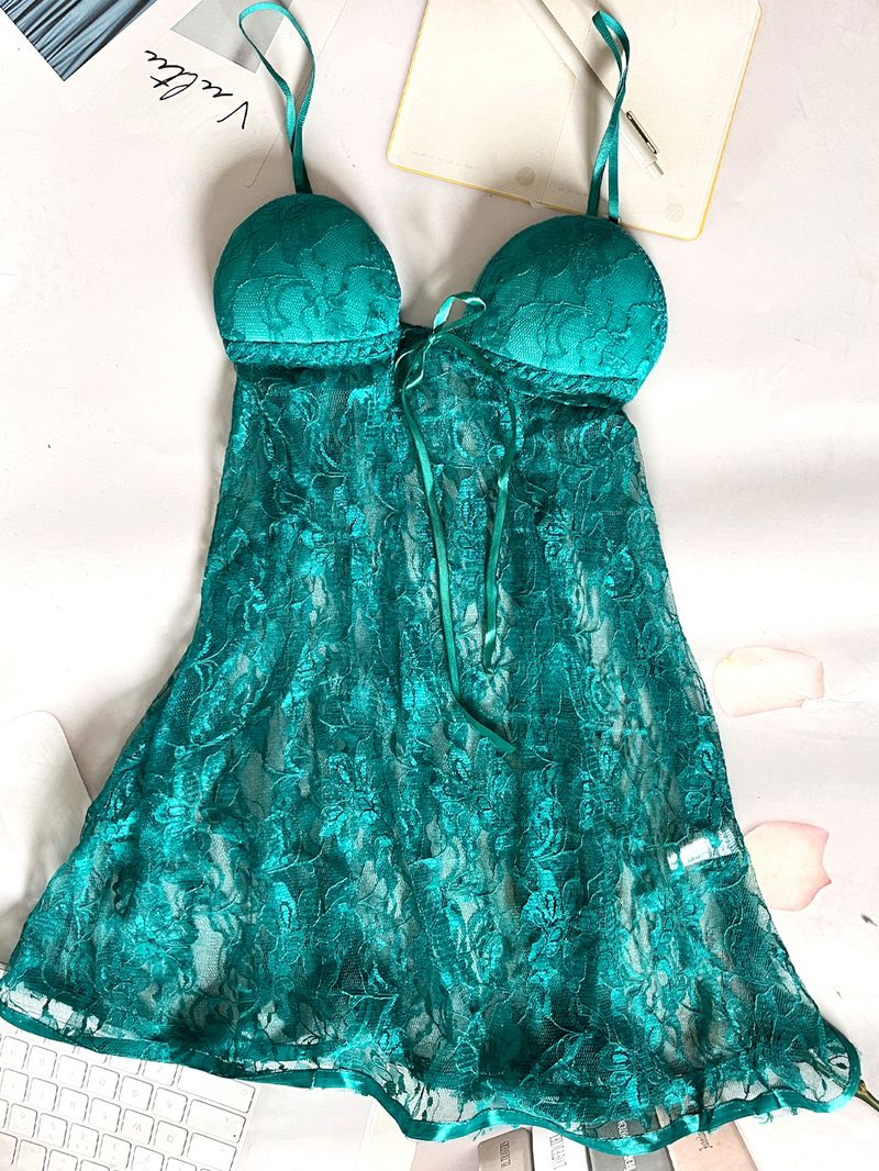 Abito sexy in pizzo trasparente con coppe integrate e perizoma gratuito_voghion.com