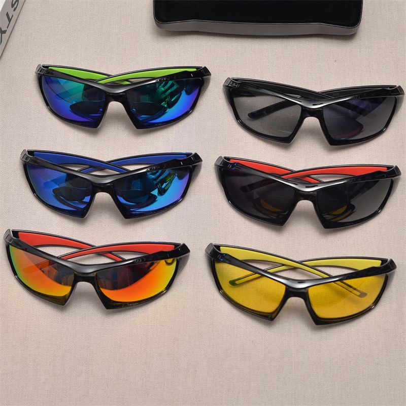 LazyZoom European American Retro Mechanical Black Thick Frame Colorful Color Changing Driver Polarized Men And Women Windproof_voghion.com