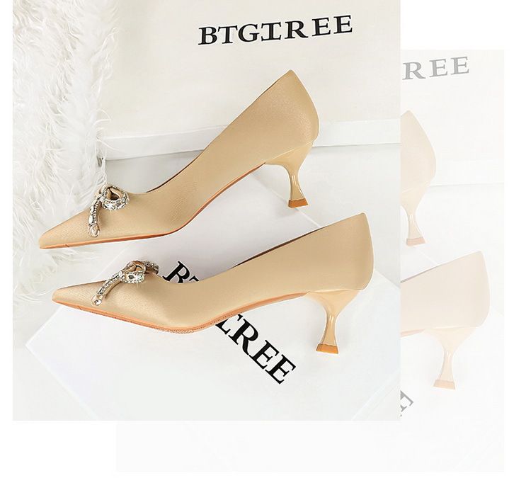 1961-H61 Wind Light Luxury Water Diamond Bow Tip Fine Middle Silk Wine Glass Heel Women's Single Shoe_voghion.com