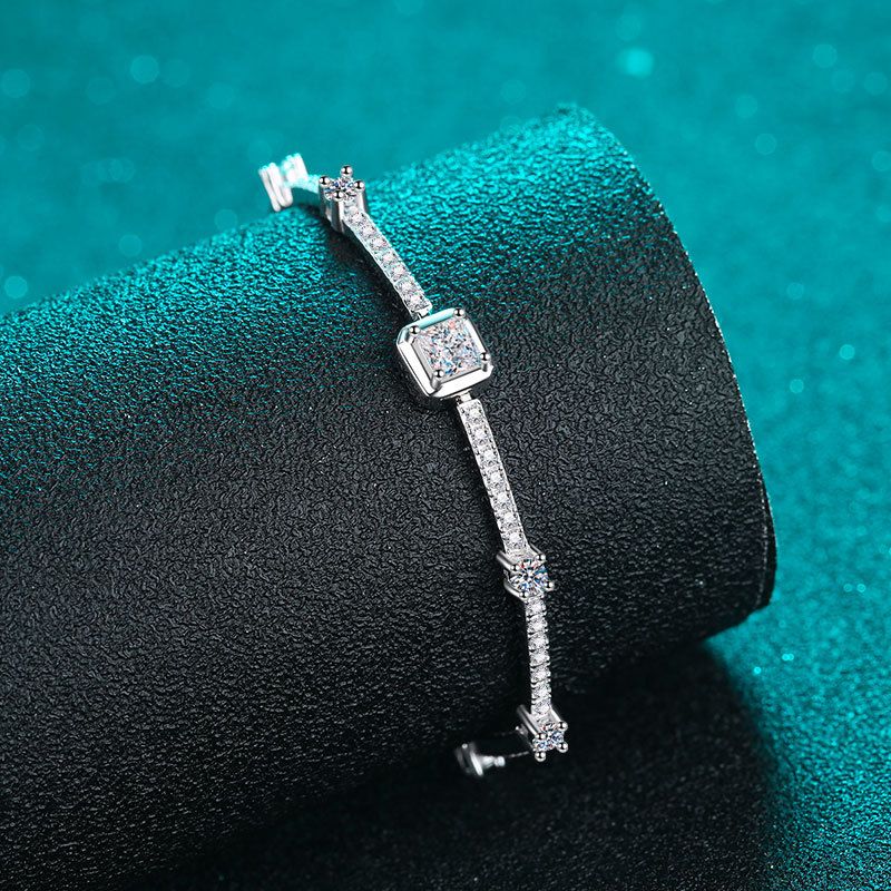 S Pure Silver Mosang Stone Square Bag Bracelet Women with Simple Sugar Design Exquisite and High Grade Sense as a Gift_voghion.com