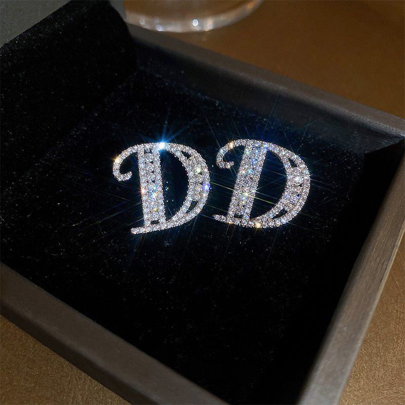 Damen-Accessoires, Diamant-Set, einfaches Temperament, Design, Sinn für Trend-Ohrringe_voghion.com