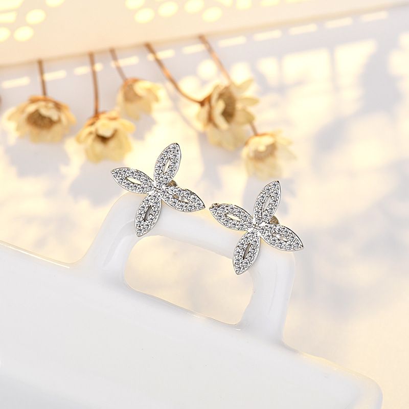 Fashionable flower earrings for women, pure silver needle earrings, high-end feeling, simple and exquisite small_voghion.com