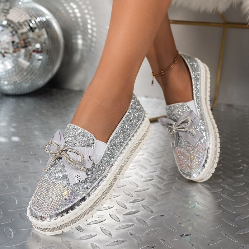 Damenschuhe Neue große Größe Strass Schleife Freizeitschuhe Nischendesign Einzelschuhe Trend_voghion.com
