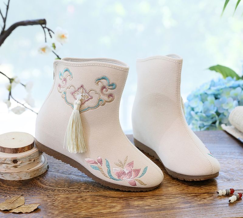 Stivali bassi, nappe ricamate, scarpe di stoffa abbinate a scarpe invernali imbottite e morbide in cotone Hanfu da donna, tacchi alti_voghion.com