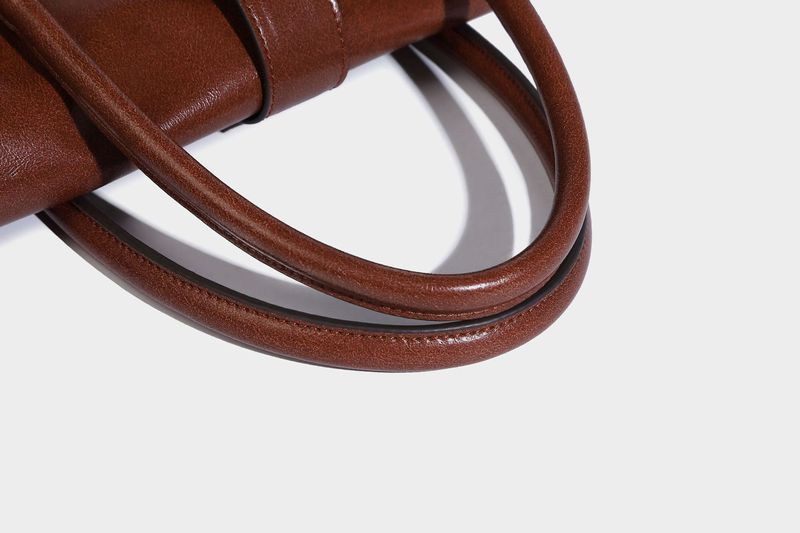 Damen 2024 Neue trendige Luxus-Einkaufstasche mit großem Fassungsvermögen, lässige Retro-Handtasche für offizielle_voghion.com