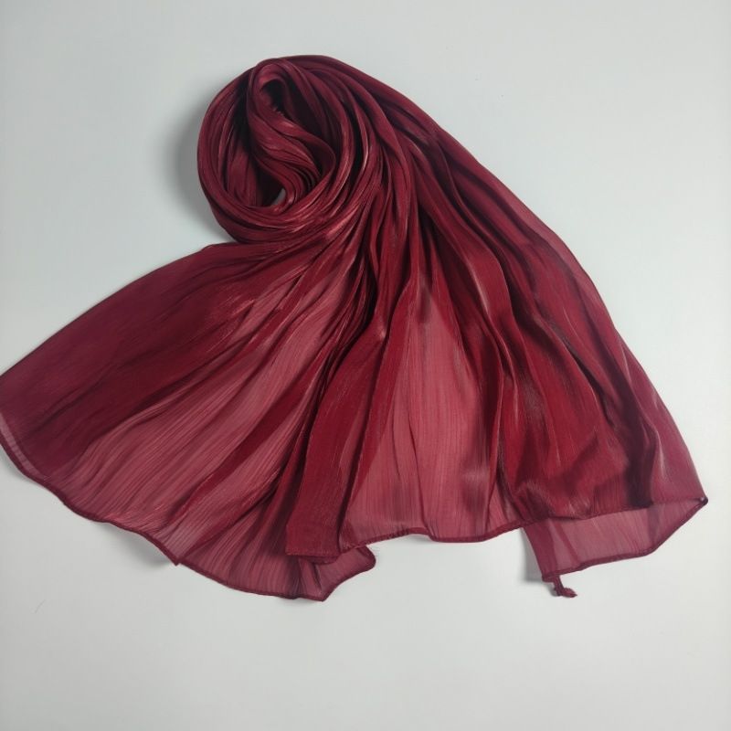 Neuer atmungsaktiver und cooler Insel-Satin-langer Kreppschal aus Malaysia, heller Seidenschal, Kopftuch_voghion.com