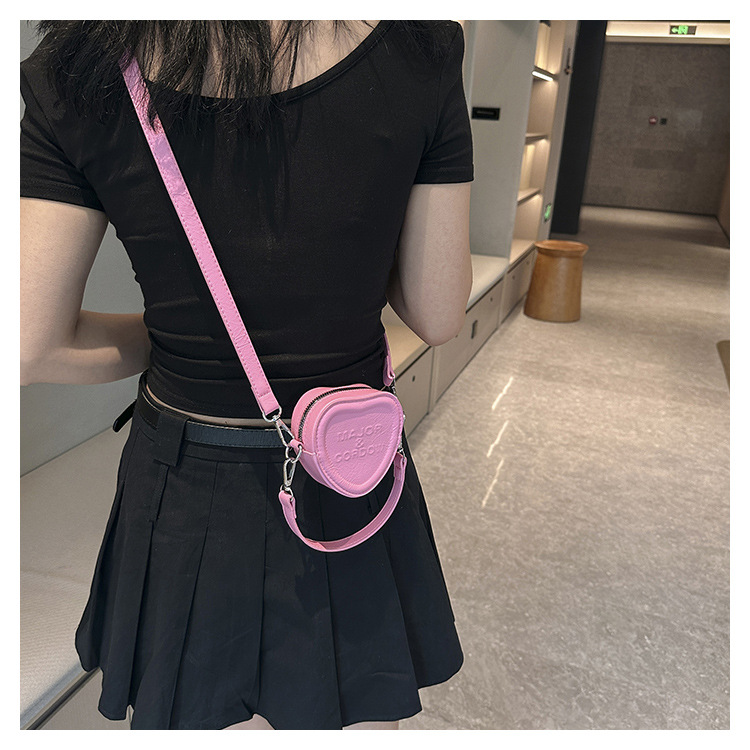 Kinder-Umhängetaschen, neue Internet-Berühmtheit, einfarbig, Brief-Liebestasche, modische Damen-Mini-Umhängetasche, Foto-Lippenstift-Handtasche_voghion.com