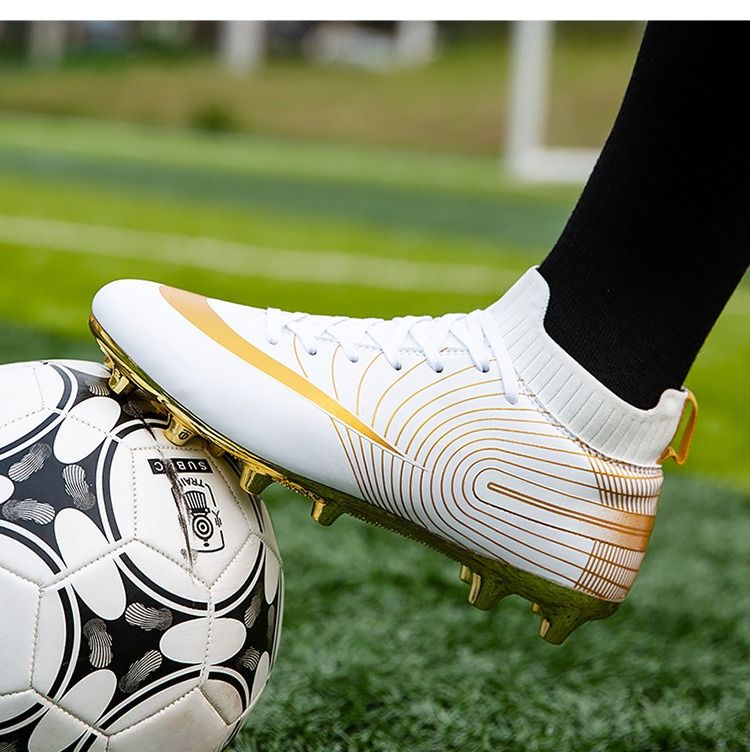 Large Size New Men's Breathable High-top Long And Short Nails Football Shoes Grass Training Shoes Football Shoes_voghion.com