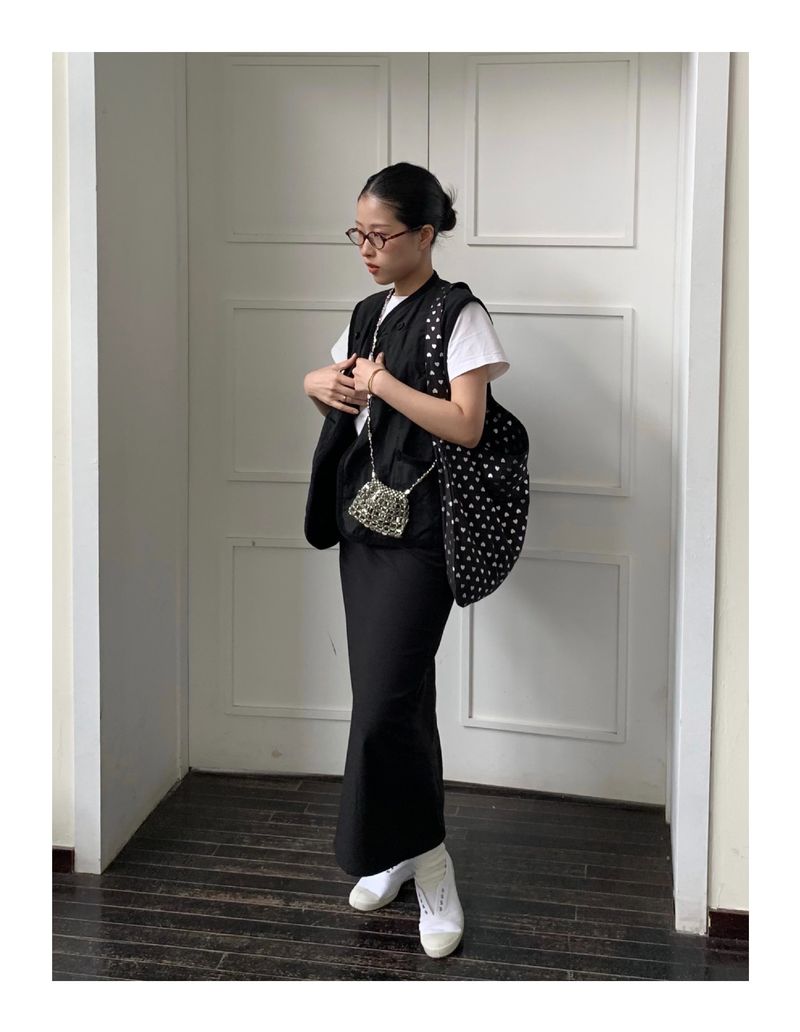 Perles tissées à la main en argent métallisé, modèle Hottie avec sac à bandoulière compact_voghion.com