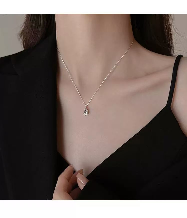 Sterling Silver Water Drop Necklace 2025 New Women's Niche Design Clavicle Chain Light Luxury High-end Jewelry Engraving_voghion.com