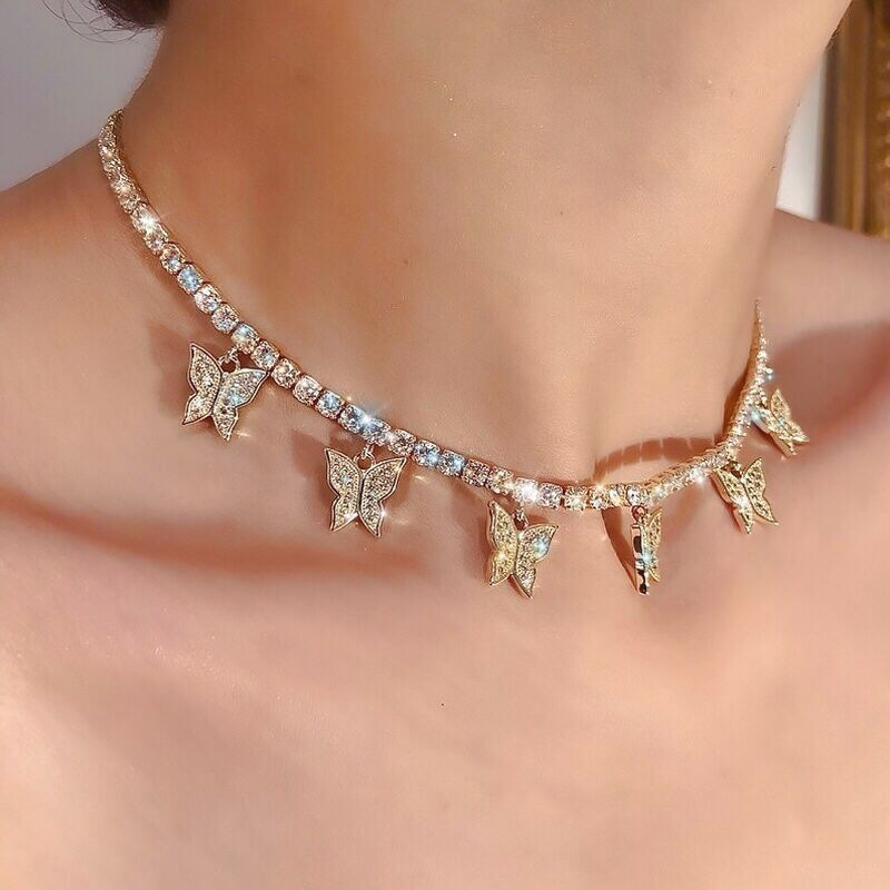 Collana con ciondolo cubano a farfalla con strass 2023, stile hip-hop, girocollo corto_voghion.com