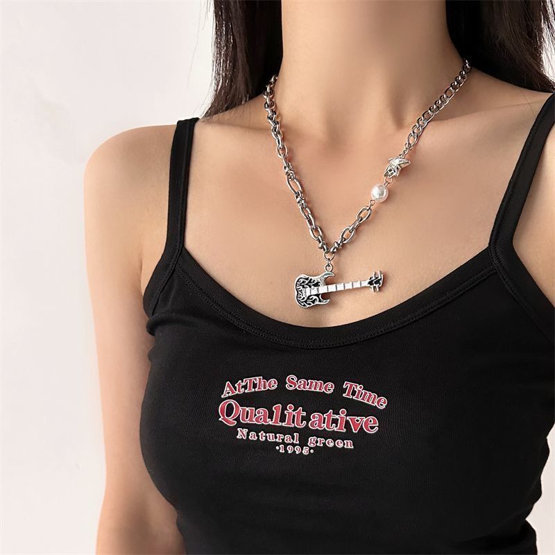 Hip-Hop Flame Rock Guitar Women, Cuban Necklace For Men, Ins Style Niche High-End Collarbone Chain_voghion.com