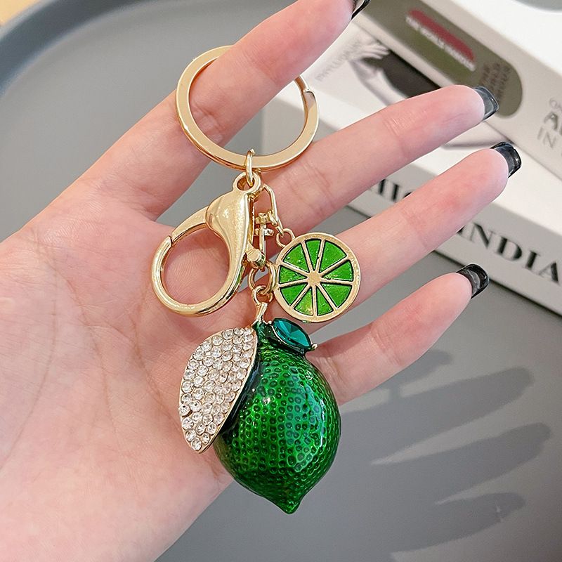 Simulazione creativa di frutta carina con strass, piccolo portachiavi per auto a forma di limone, ciondolo per borsa da donna, portachiavi con regalo in cartone animato_voghion.com