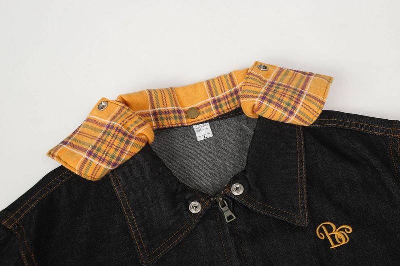 Giacca in denim lavato patchwork ricamato stile americano Eon Modish 25_voghion.com