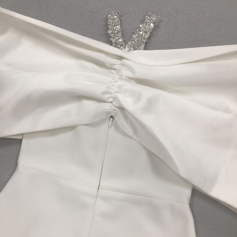 Robe de soirée élégante à dos nu et diamants noirs pour femme - Robe longue moulante à encolure haute_voghion.com