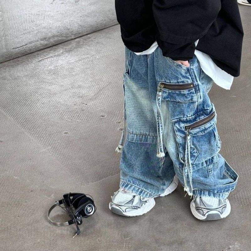 Calças jeans retas versáteis para meninos, design de roupas de trabalho coreanas para primavera de 2024, calças largas para crianças_voghion.com