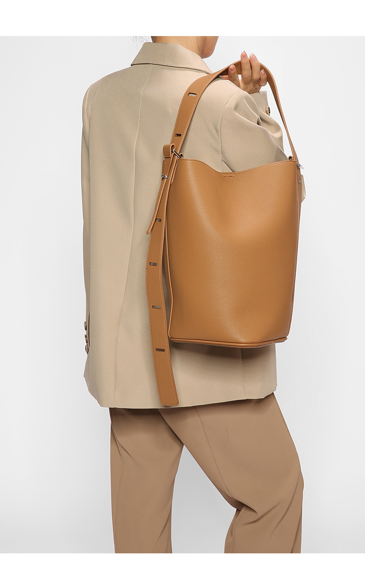 Versatile design di nicchia a secchiello casual, borsa a tracolla semplice, grande capacità, stile pigro, borsa da donna_voghion.com