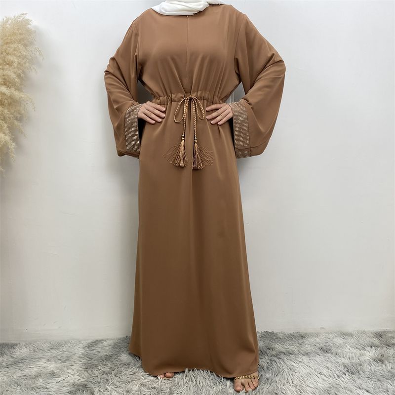 Ramadan moslim vrouw jurk vooraan rits verborgen riem Dubai abaya mouwen met zilveren rand ontwerp Marokkaanse kaftan koninklijke vrouwen rood_voghion.com