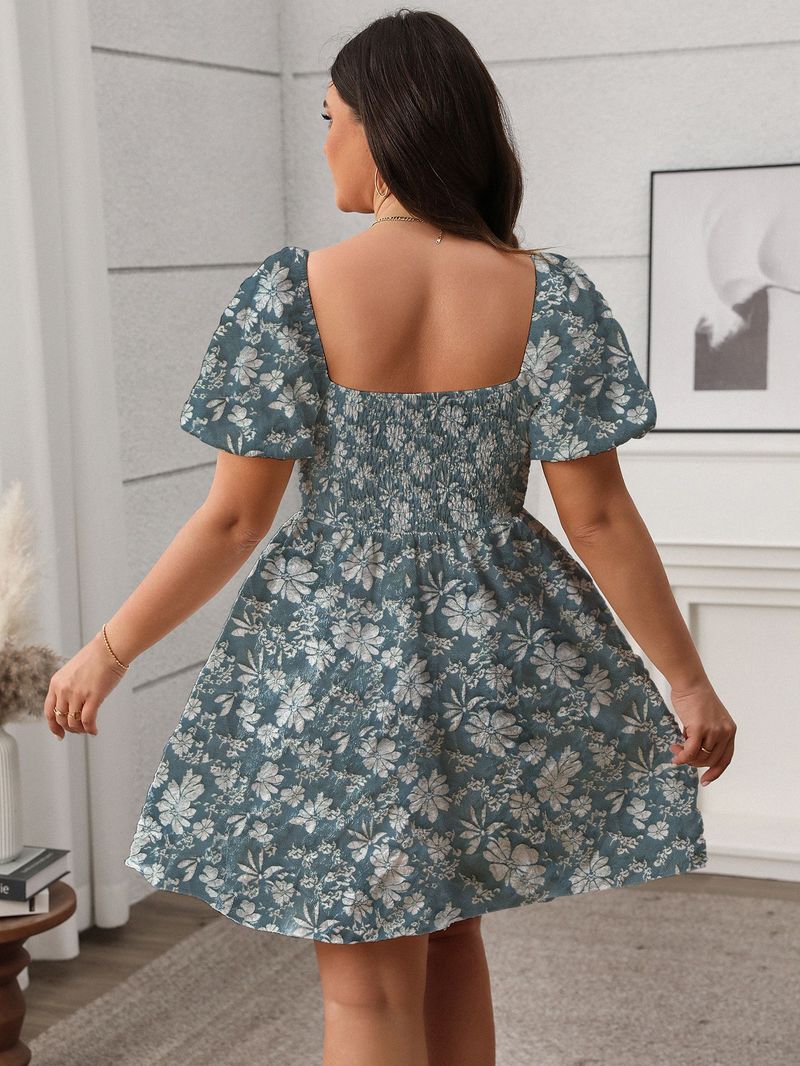 Damenbekleidung Französisches Kleid mit quadratischem Ausschnitt, schmaler, flauschiger kurzer Rock, weißer Rock_voghion.com