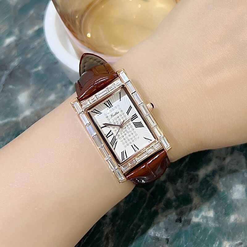 Shigaodi Fashionable, Minimalist, And Elegant With Diamonds, Antique Style, Square Personality Watch, Women's Big Red_voghion.com