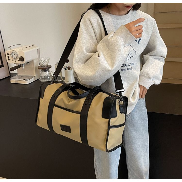 Short Distance Portable Sports Fitness Bag Large Capacity Travel Bag High Appearance Level Portable Foldable Luggage Storage Bag_voghion.com