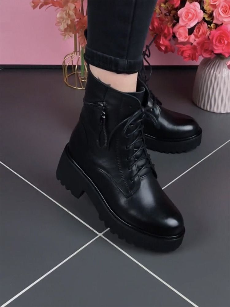 Neue Martin-Shorts im britischen Stil für Damen, Modell 2026: Dicke Sohle, Blockabsatz, Schnürung, Fleece-Futter, rutschfest, vielseitig und weich_voghion.com