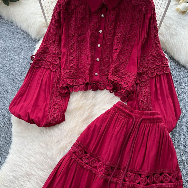 French Retro Heavy Hollow Lace Splicing Lantern Sleeve Short Shirt High Waist Big Swing Skirt Autumn Suit_voghion.com