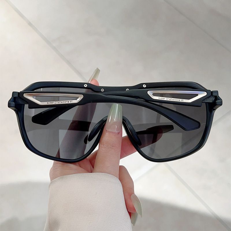 New Colorful Large Frame Integrated Outdoor Sports Cycling Sunglasses Mountaineering Skiing Windproof Goggles_voghion.com