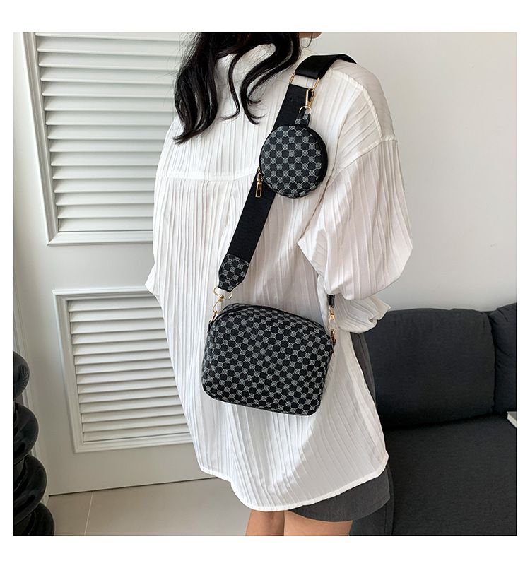 Textura minimalista para mulheres em 2024, nova tendência, bolsa simples e casual para mãe e filho, cruz diagonal_voghion.com