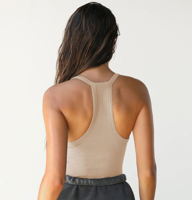 Maglia a maglia nuova primavera 2025 da donna, sexy, aderente, con strato interno alla moda_voghion.com