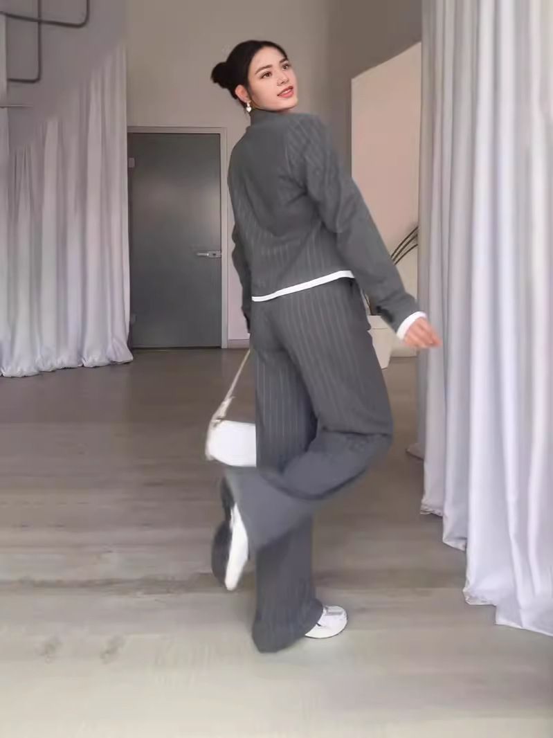 Kadın Giyim Yüksek Bel Çizgili Blazer Pantolon Takımı – Rahat ve Şık Ofis Giyimi, Esnek Polyester Karışımı, Günlük Kullanım İçin Şık ve Çok Yönlü_voghion.com