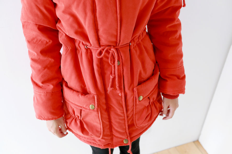 Giacca invernale da donna addensata piumino lungo con cappuccio cappotto da donna slim fit colletto in pelo imbottito in cotone cappotto da donna_voghion.com